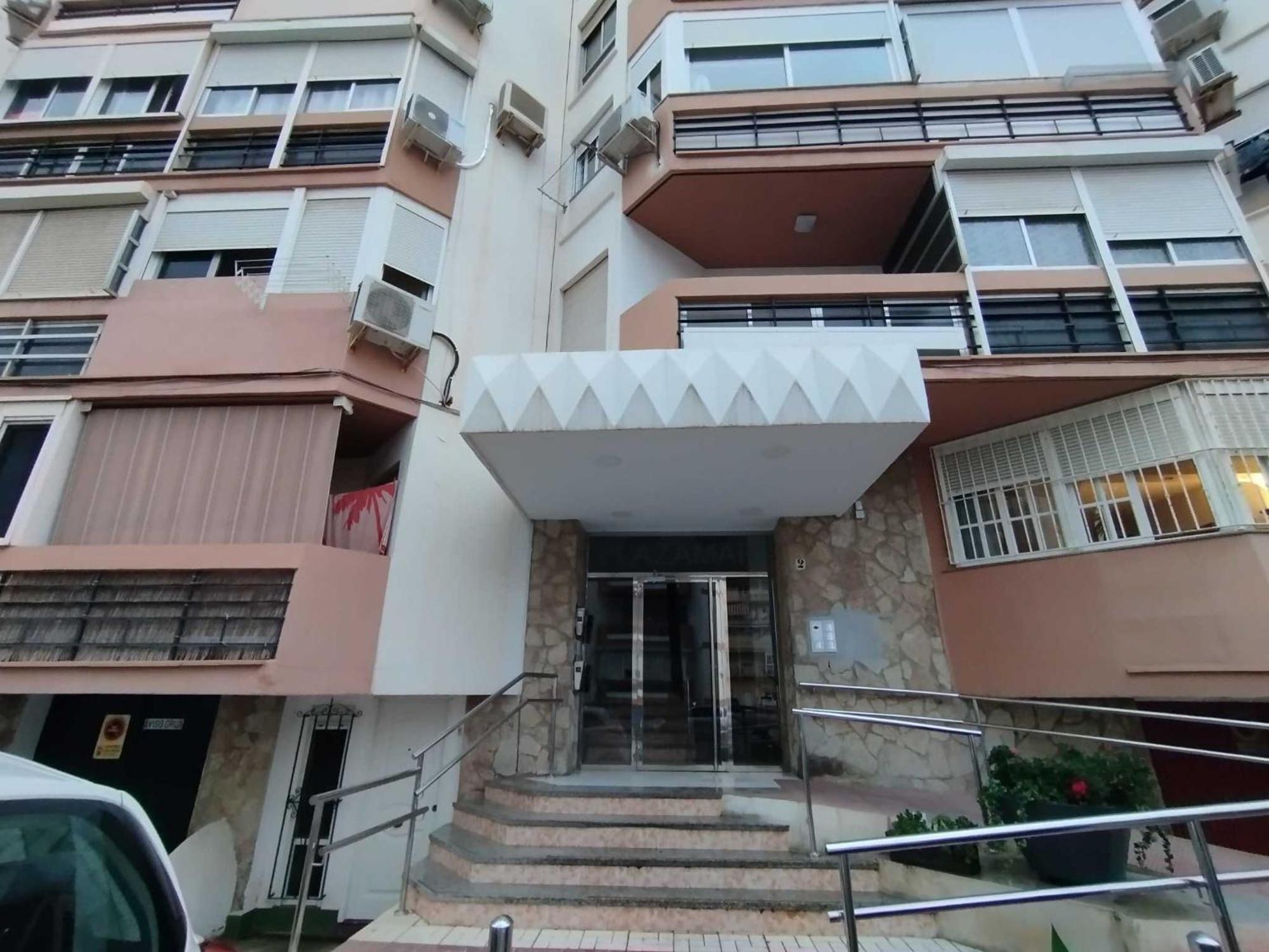Plazamar Centro Apto 1 Dorm 3 Huesped Playa Wifi Torre Del Mar Bagian luar foto