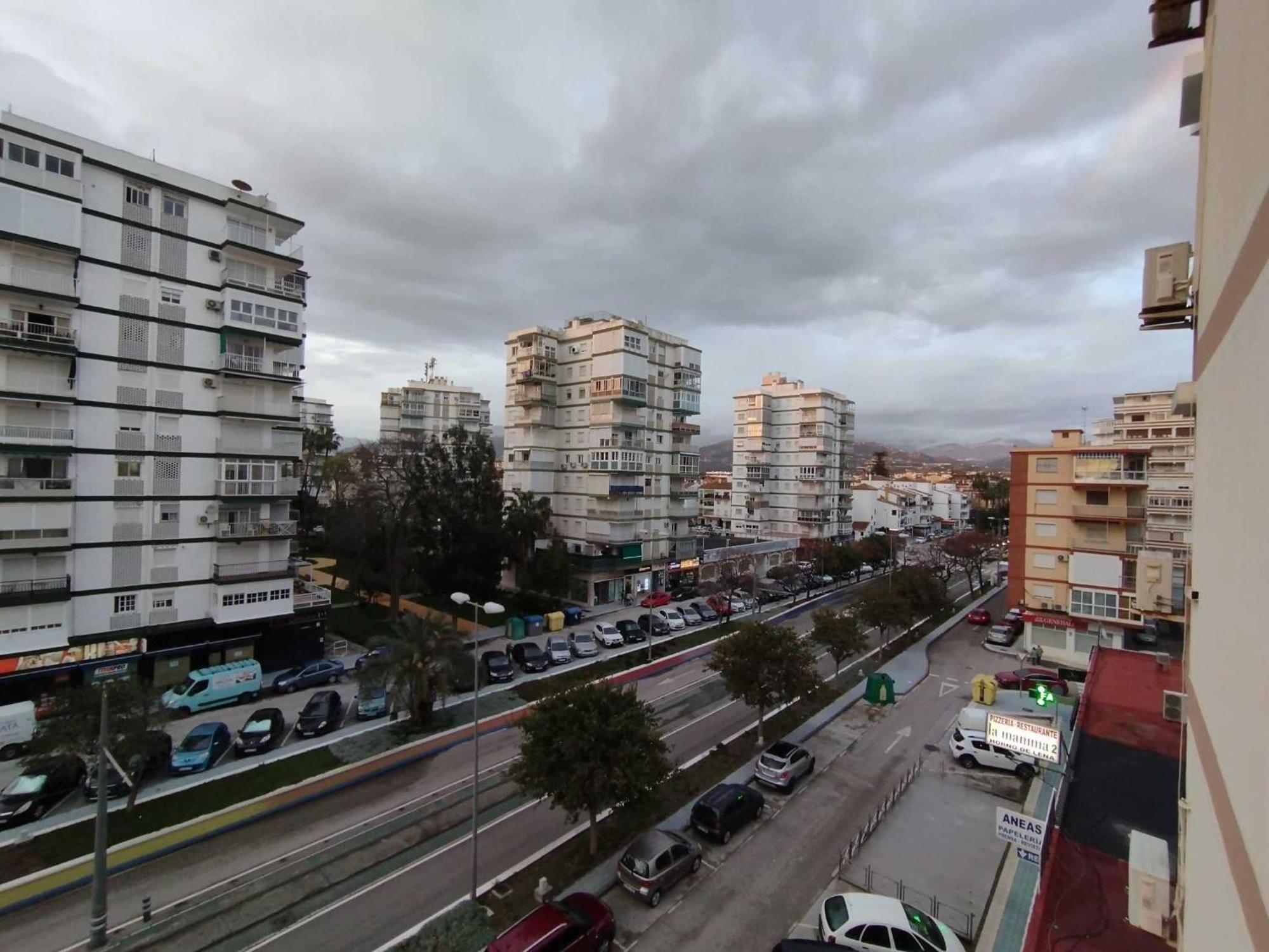 Plazamar Centro Apto 1 Dorm 3 Huesped Playa Wifi Torre Del Mar Bagian luar foto
