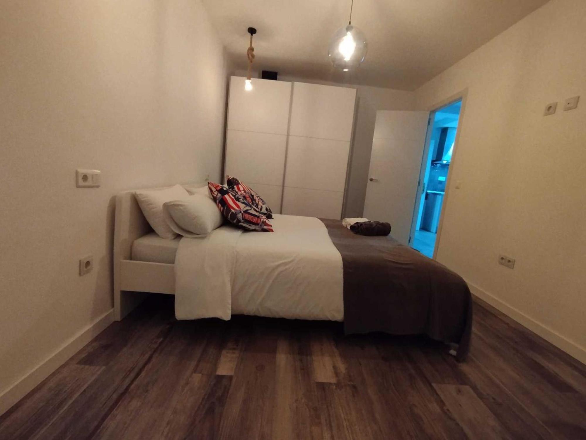 Plazamar Centro Apto 1 Dorm 3 Huesped Playa Wifi Torre Del Mar Bagian luar foto